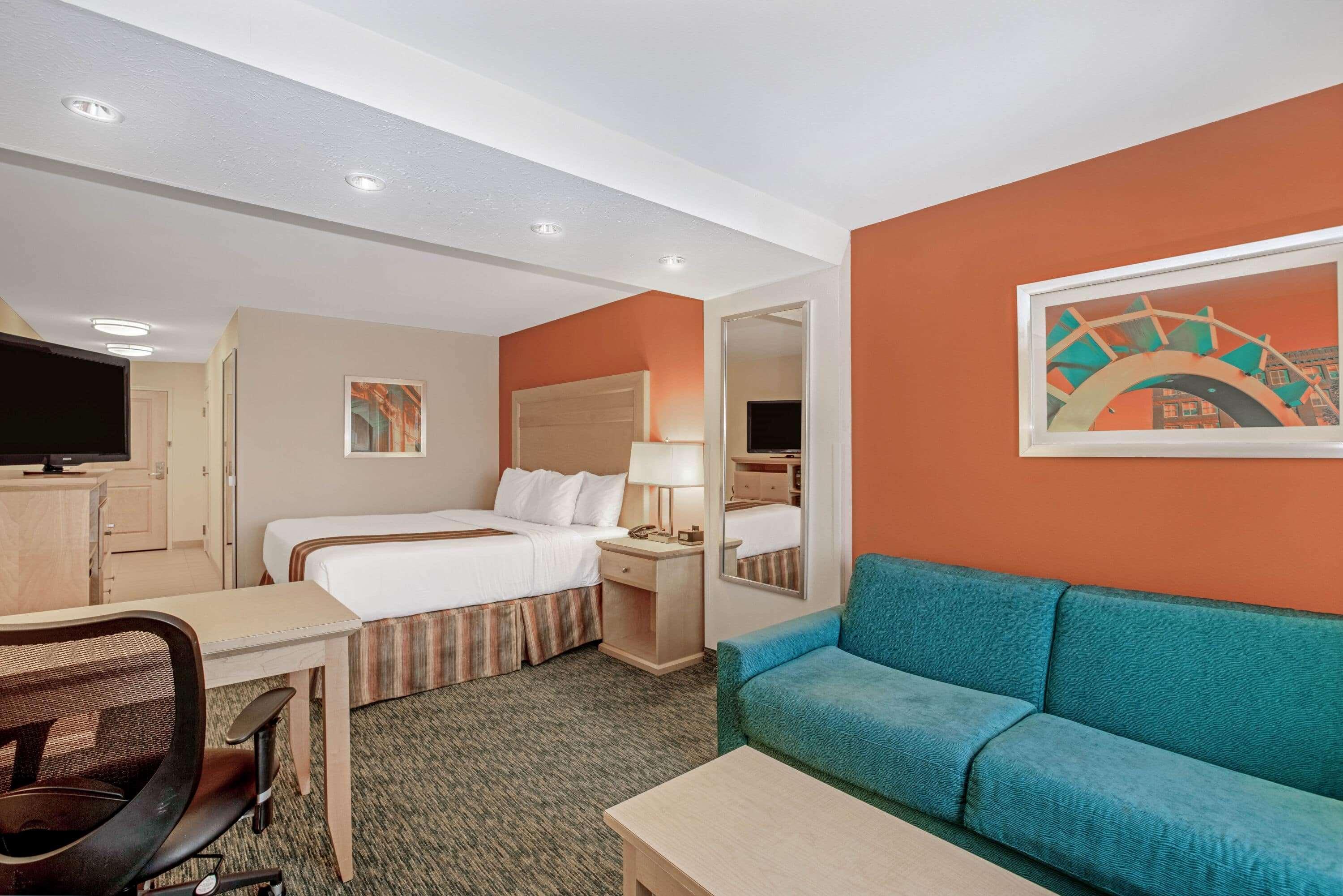 La Quinta By Wyndham Grand Forks Hotel Buitenkant foto
