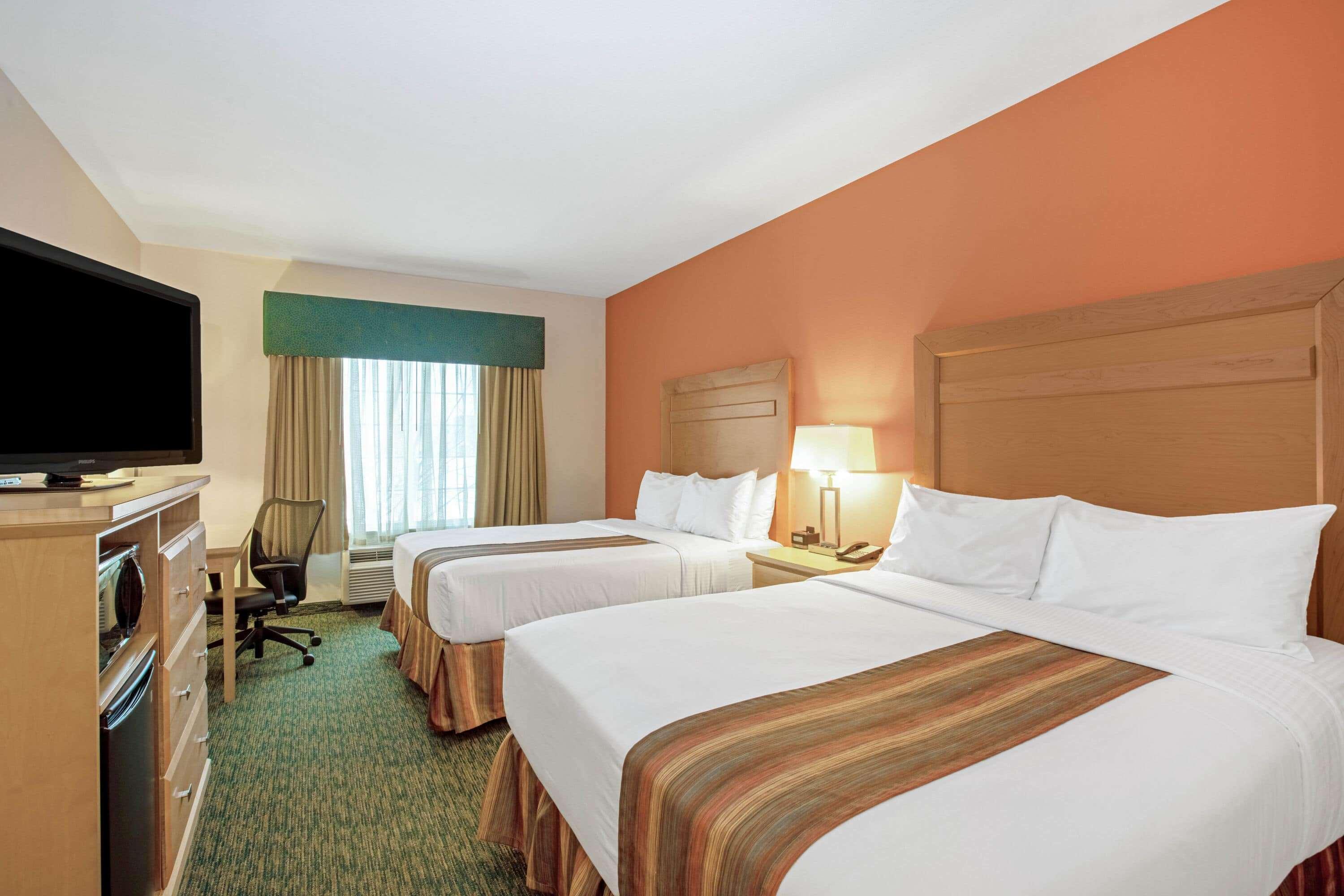 La Quinta By Wyndham Grand Forks Hotel Buitenkant foto
